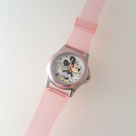 Vintage Lorus Minnie Mouse Watch - Picture 3 of 5